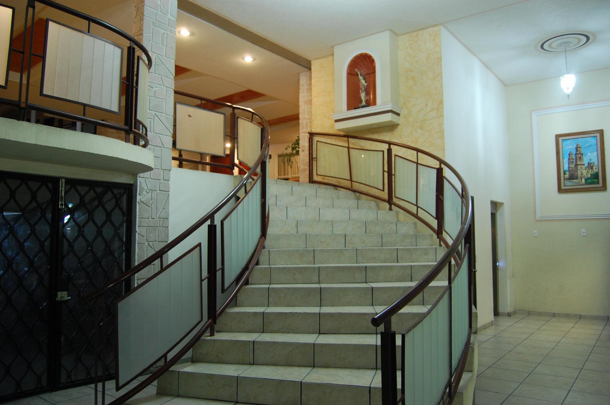 Capital O Hotel Victoria Morelia Dış mekan fotoğraf