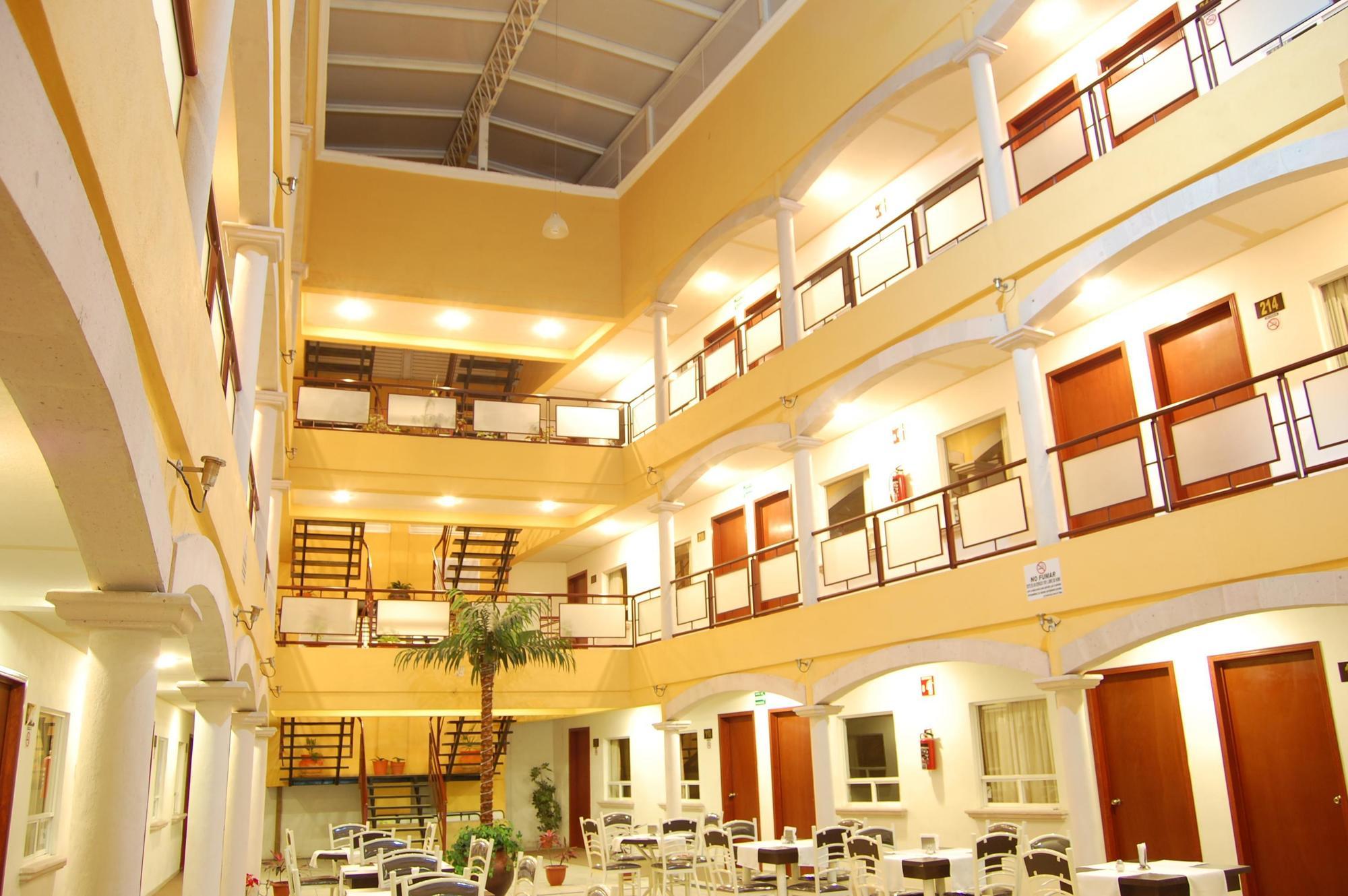 Capital O Hotel Victoria Morelia Dış mekan fotoğraf